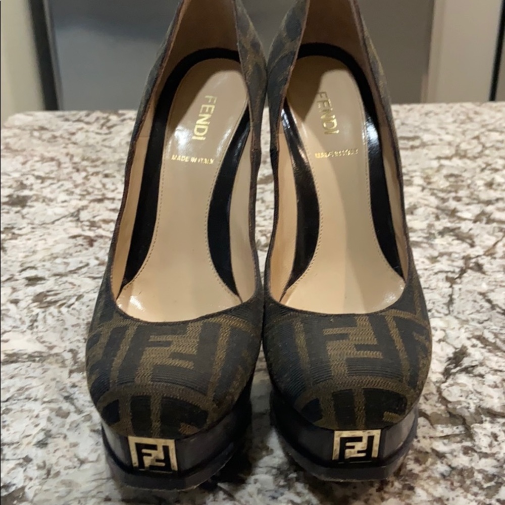 Fendi heel